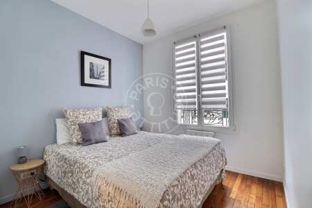 Bedroom Furnished apartment - 47m²  - 2 bedrooms - Oberkampf - Paris