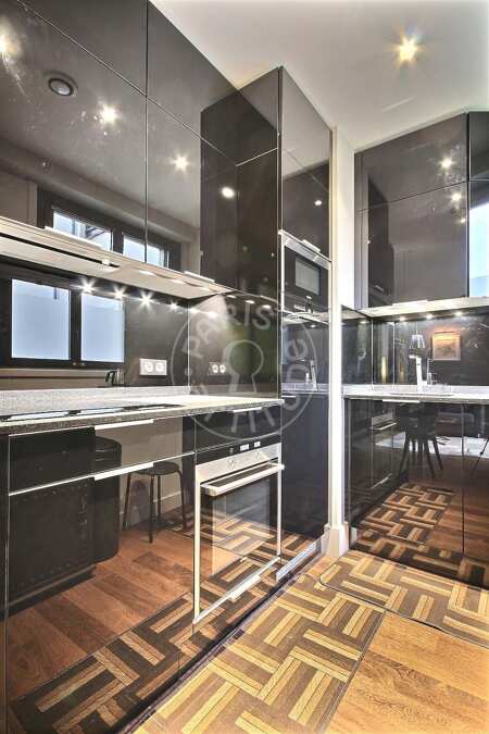 Kitchen Furnished studio alcove - 42m²  - Avenue Foch - Paris