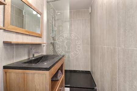 Baño Piso amueblado - 30m²  - 1 dormitorio - Oberkampf - París