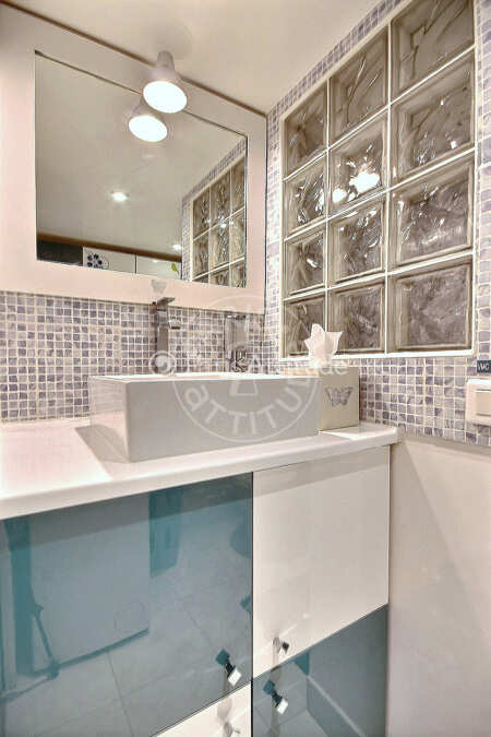 Casa de banho Quitinete mobilado - 18m²  - Daumesnil - Paris