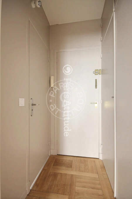 Entrada Quitinete mobilado - 24m²  - Arc de Triomphe - Paris