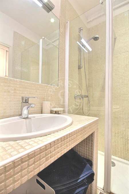 Baño Estudio amueblado - 27m²  - Neuilly-sur-Seine