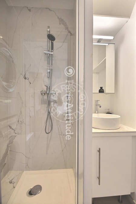 Bagno Appartamento arredato - 45m² - 1 locale - Neuilly-sur-Seine