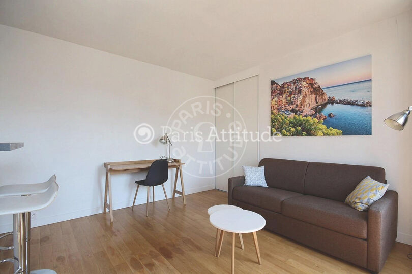 Quitinete mobiliado - Paris 75007 - 13255