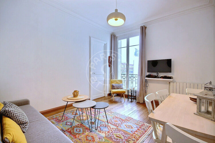 Living room - Furnished 1 bedroom - Paris 75018 - 13259