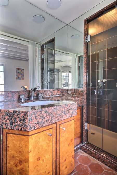 Baño Piso amueblado - 35m²  - 1 dormitorio - Temple - París