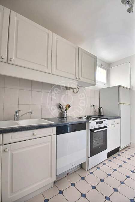 Kitchen Furnished apartment - 85m²  - 2 bedrooms - Moulin Rouge / Pigalle - Paris