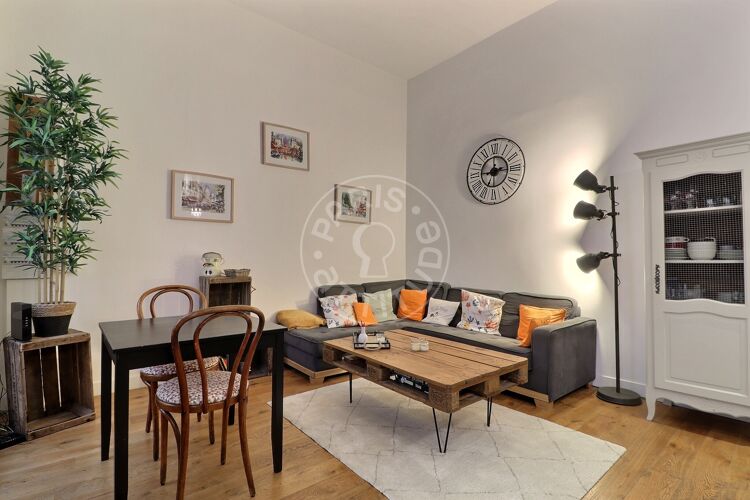 Living room - Furnished 1 bedroom - Paris 75018 - 13296
