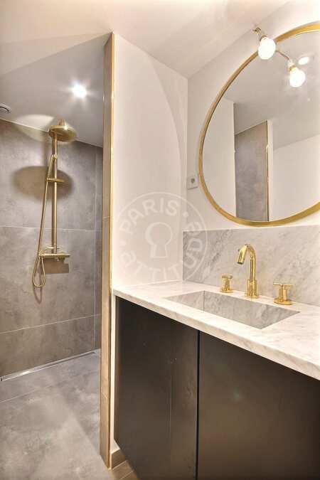 Bathroom Furnished duplex - 105m²  - 3 bedrooms - Jardin du Luxembourg - Paris