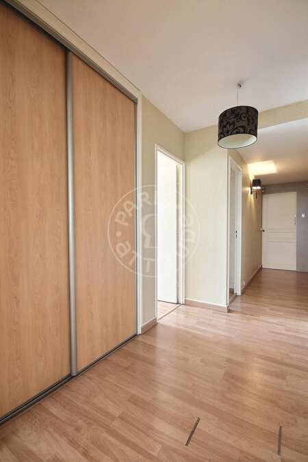 Other Furnished apartment - 90m²  - 2 bedrooms - Puteaux