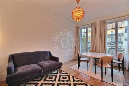 Salon Appartement meublé - 53m²  - 2 chambres - Pereire - Paris