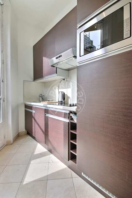 Kitchen Furnished apartment - 45m²  - 1 bedroom - Champs-Elysées - Paris
