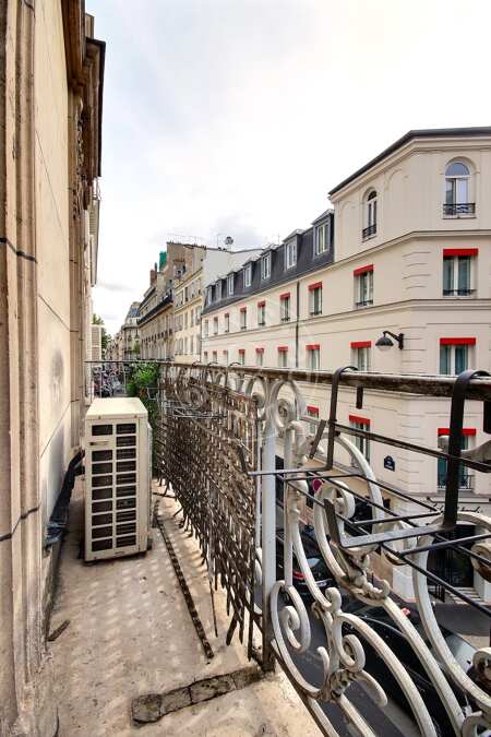 Balcony Furnished apartment - 45m²  - 1 bedroom - Champs-Elysées - Paris