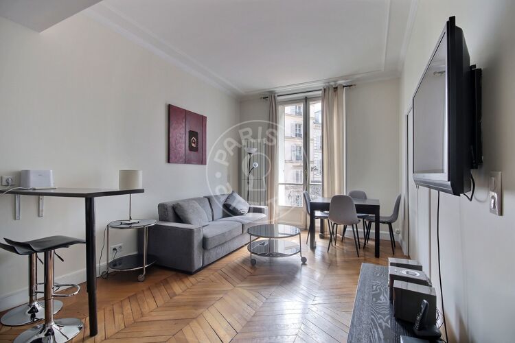Salotto - 1 locale arredato - Parigi 75008 - 13329