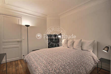 Bedroom Furnished apartment - 54m²  - 2 bedrooms - Victor Hugo - Paris