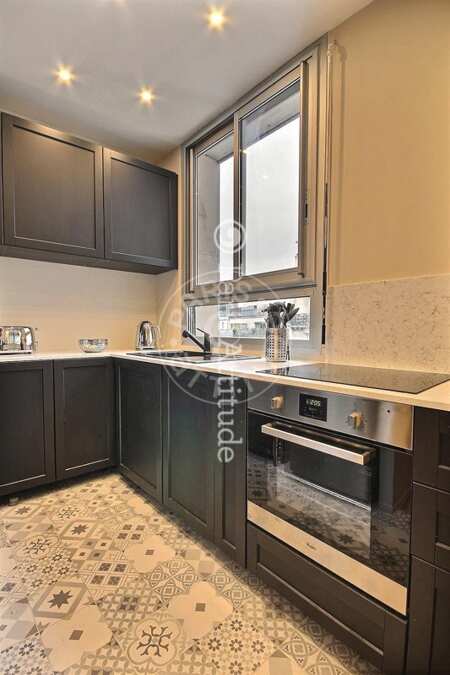 Kitchen Furnished apartment - 65m² - 2 bedrooms - La Muette / Bois de Boulogne - Paris