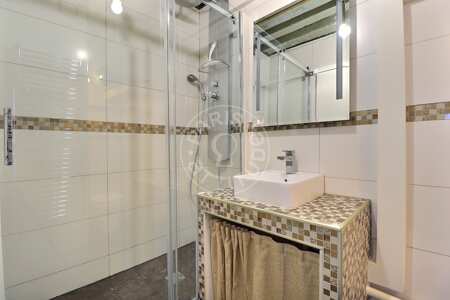 Bathroom Furnished studio - 25m²  - Châtelet - Paris