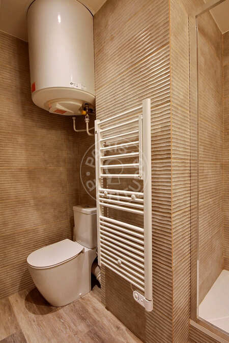 Baño Estudio amueblado - 28m²  - Temple - París