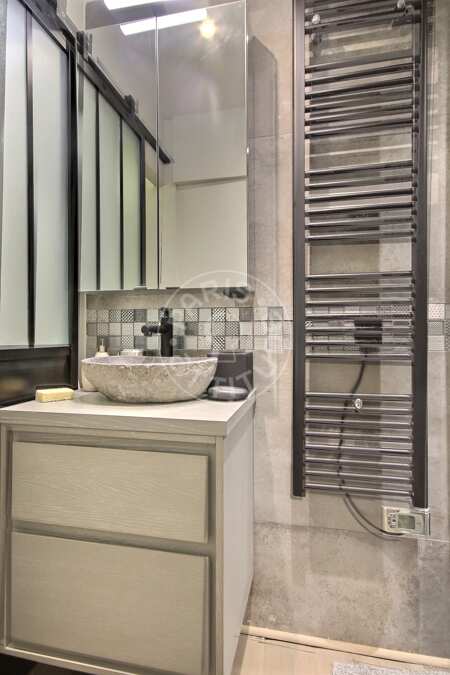 Badezimmer Möblierte maisonette - 28m²  - 1 Zimmer - Montmartre / Place des Abbesses - Paris