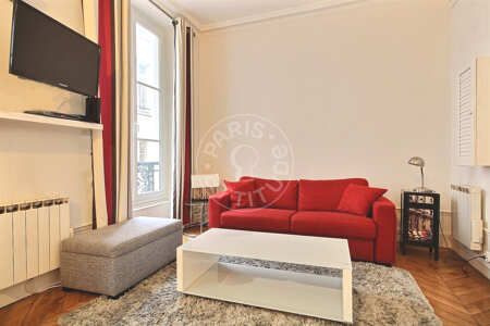 Living room Furnished studio alcove - 27m²  - Saint-Lazare - Paris