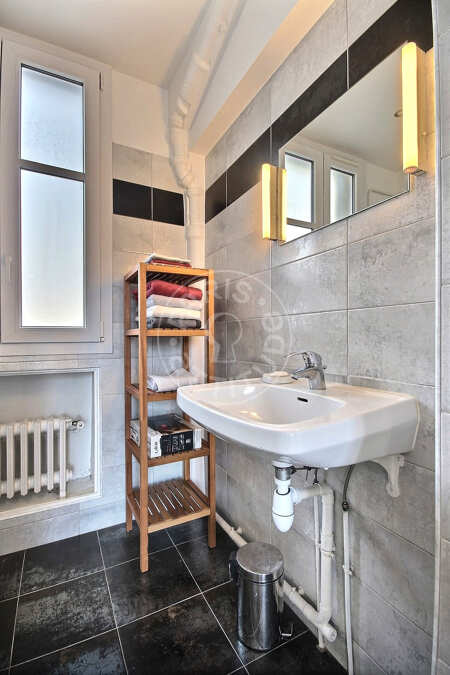 Badezimmer Möblierte wohnung - 42m²  - 1 Zimmer - Commerce - Paris