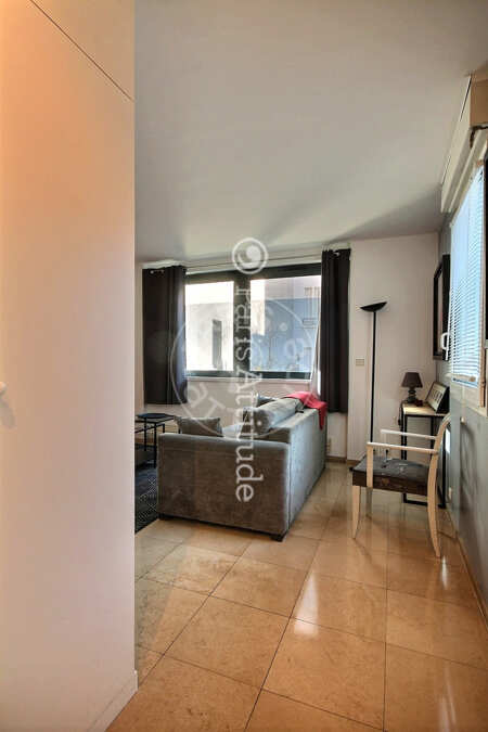 Entrance Furnished apartment - 64m² - 1 bedroom - Batignolles - Paris