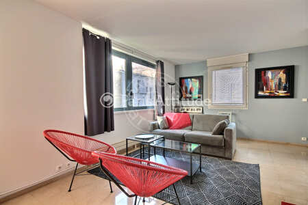 Living room Furnished apartment - 64m² - 1 bedroom - Batignolles - Paris
