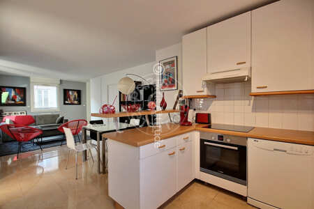 Kitchen Furnished apartment - 64m² - 1 bedroom - Batignolles - Paris