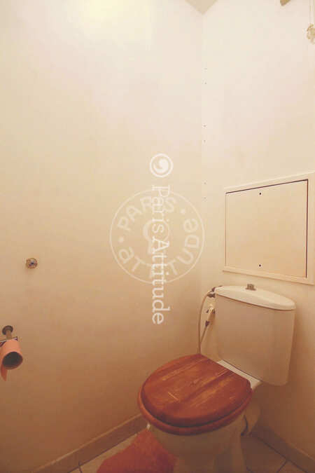 Toilet Furnished apartment - 58m²  - 2 bedrooms - Asnières-sur-Seine