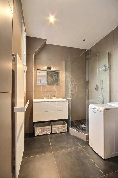 Bathroom Furnished studio - 26m²  - Wagram - Paris