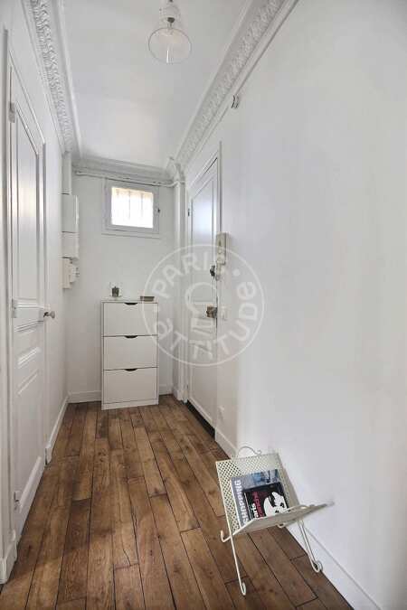 Entrée Appartement meublé - 42m²  - 1 chambre - Convention - Paris