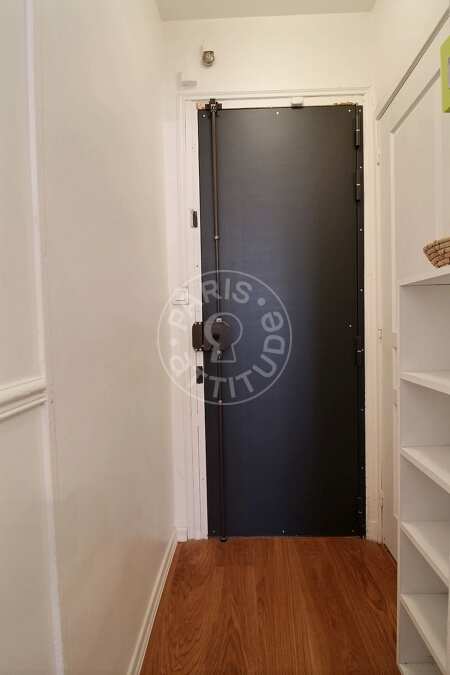 Entrance Furnished apartment - 34m²  - 1 bedroom - Belleville - Paris