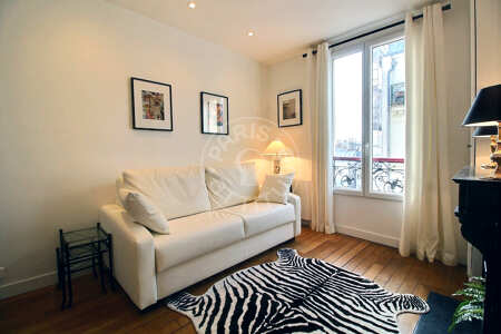 Living room Furnished studio - 23m²  - Sacré-Cœur - Paris