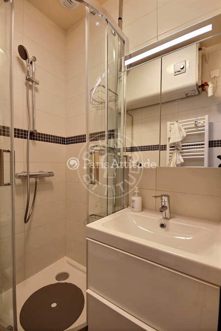Bathroom Furnished studio - 16m²  - Port Royal / Raspail - Paris