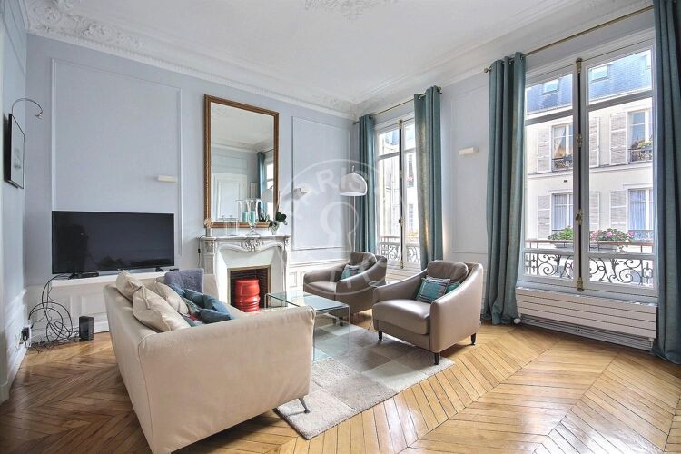 Living room - Furnished 2 bedrooms - Paris 75008 - 13517