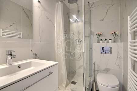 Badezimmer Möblierte studio - 24m²  - Place des Vosges - Paris