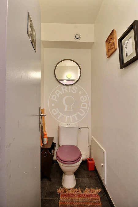 Toilet Furnished apartment - 50m²  - 1 bedroom - Ménilmontant - Paris