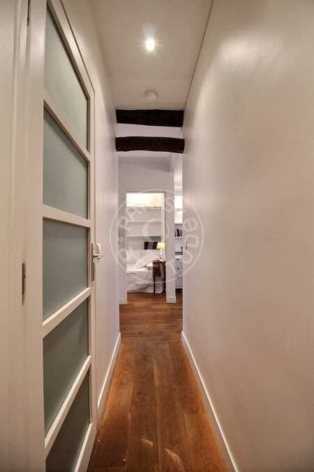 Entrée Appartement meublé - 37m²  - 1 chambre - Sacré-Cœur - Paris