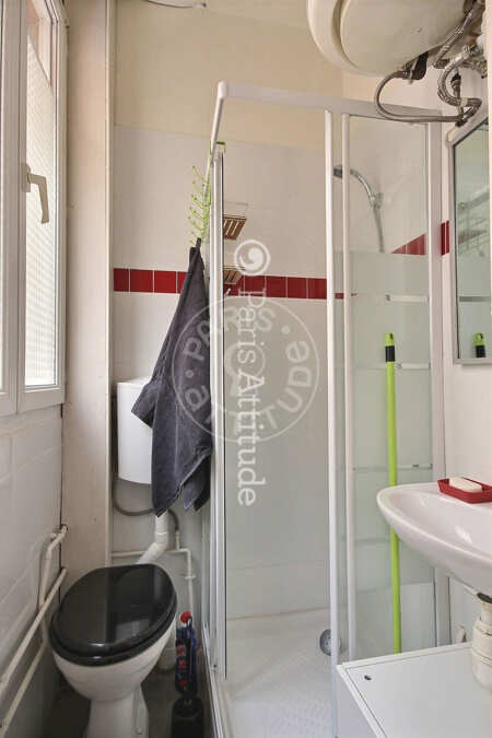 Casa de banho Quitinete mobilado - 12m² - Porte de Saint-Cloud - Paris