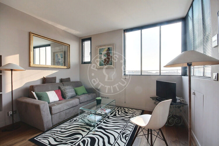 Salotto - 1 locale arredato - Parigi 75007 - 13580