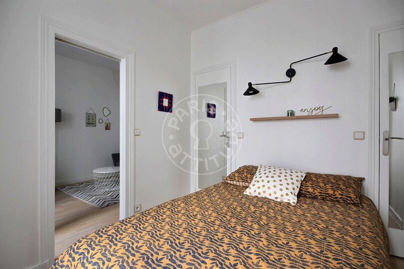 1 locale arredato - Parigi 75020 - 13584