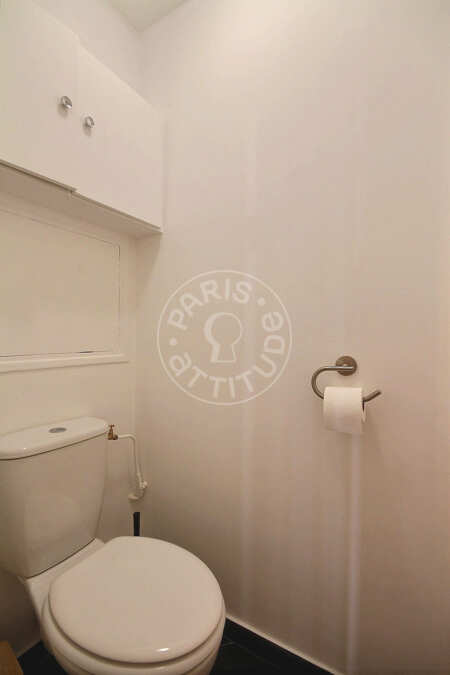 Toilettes Appartement meublé - 47m²  - 1 chambre - Gambetta - Paris