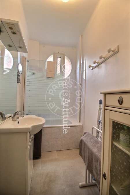 Salle de bain Appartement meublé - 42m² - 1 chambre - Parc André Citroën - Paris