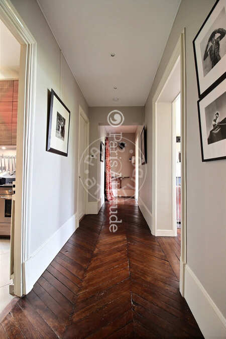 Entrance Furnished apartment - 140m² - 3 bedrooms - Port Royal / Raspail - Paris