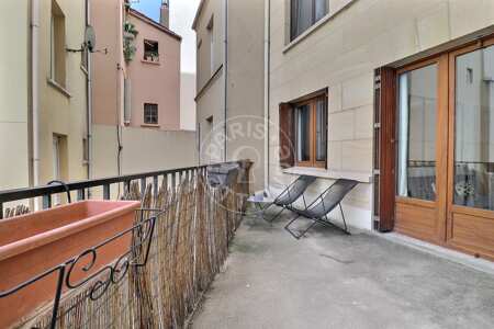 Terrace Furnished apartment - 47m²  - 2 bedrooms - Puteaux