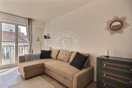 Salon Studio meublé - 27m²  - Sacré-Cœur - Paris
