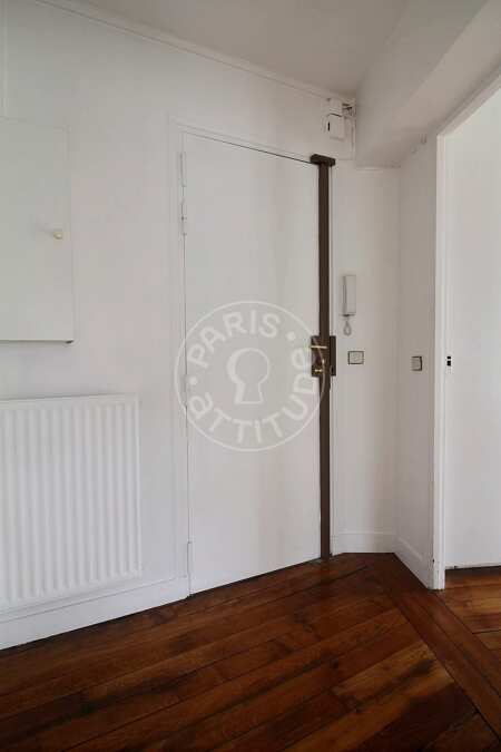 Entrance Furnished apartment - 66m²  - 1 bedroom - Latin / Saint-Michel - Paris