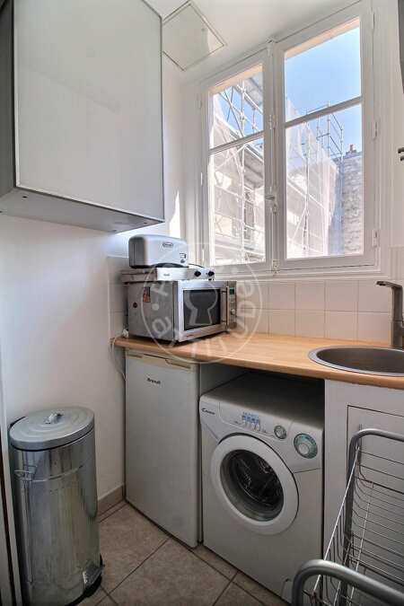 Kitchen Furnished studio alcove - 28m²  - Centre George Pompidou - Paris