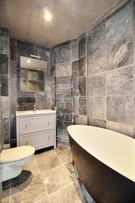 Bathroom Furnished studio alcove - 28m²  - Centre George Pompidou - Paris