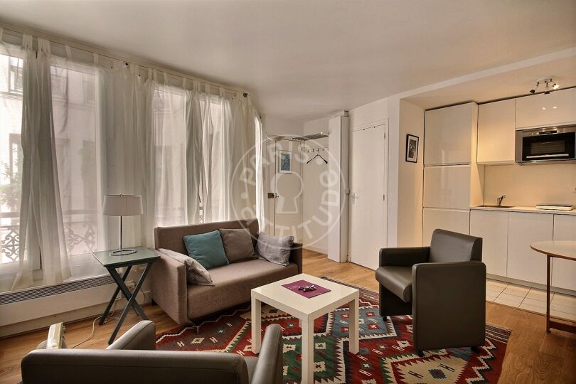 Studio meublé - Paris 75001 - 13640